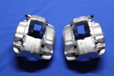 Brake Caliper Set Front Axle ventilated