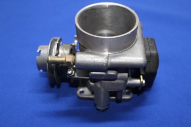 Throttle Body with Switch Manta B 2,0E