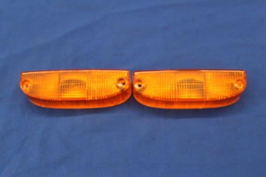 Pair of glasses for front turn signals yellow