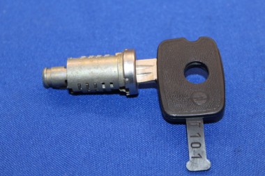 Lock Cylinder Door Commodore B, Rekord D, closing T1-500