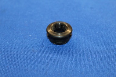 Führungshülse für Sicherungsknopf im Türgürtelstück Rekord D