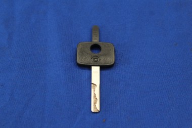 Key Blank Rekord E, Commodore C, H1-1000