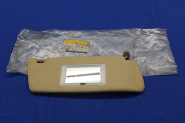 Sun Shield right beige with Mirror + Lighting Commo C, Rekord E