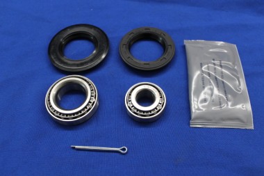 Wheel Bearing Set Kapitän/Admiral/Diplomat/Commodore, front