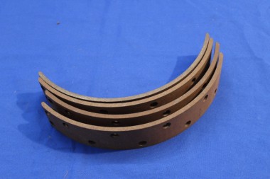 Set of Brake Linings front Blitz 1,9to., EARLY