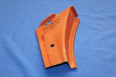 Querträger oben aussen rechts Rekord E