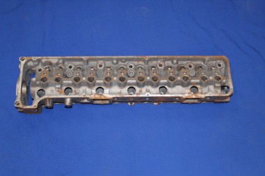 Cylinder Head 2,8 S/H 1972 UP