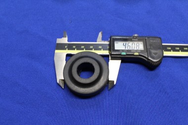 Preview: Dämpfungsgummi-Satz Vorderachskörper, Commodore A, Rekord C, 2.Serie