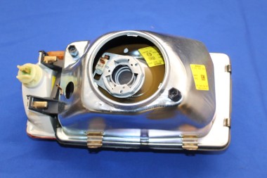 Head Lamp Rekord E1, Bilux right