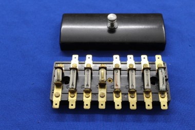 Sicherungskasten Rekord A, 4-Zylinder