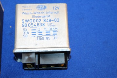 Preview: Relais elektr. WischWasch,Intervall + Scheinwerferreinigung Commo C, Rekord E
