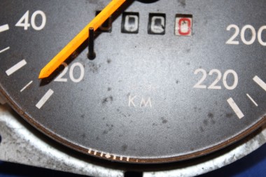Preview: Tachometer Commodore B 220km/h, W=788, VDO