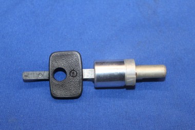 Preview: Schliesszylinder Heckklappe Rekord E / Commodore C Caravan