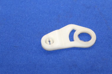 Preview: Betätigungslasche für Schliesszylinder rechts Ascona/Manta B, Kadett C , geschraubt