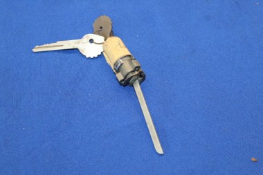 Preview: Schliesszylinder Vordertür Kapitän P 1958-63, Kennung 296