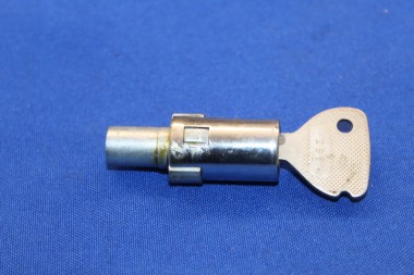 Preview: Schliesszylinder Heckklappe Rekord C Caravan + Kadett A Caravan