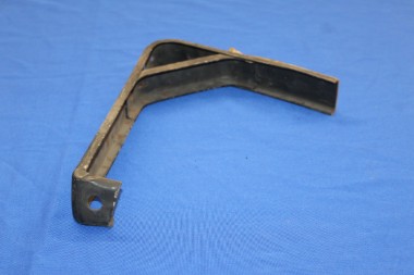 Stossstangenhalter Olympia Rekord P1 vorn rechts