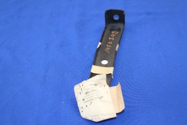 Preview: Stossstangenhalter Olympia Rekord P1 hinten links, 2.Serie