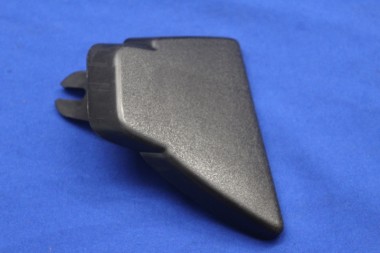 Preview: Kappe Stossleiste vorne rechts Rekord E Berlina ab FGST-Nr