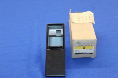 Preview: Aschenbecher Ascona / Manta A, in Mittelkonsole bis FGST-Nr