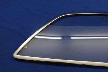 Preview: Ausstellfenster inkl Chromrahmen hinten rechts Rekord A /B Limousine