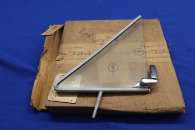 Preview: Drehfenster inkl. Rahmen vorn rechts Rekord C Limousine