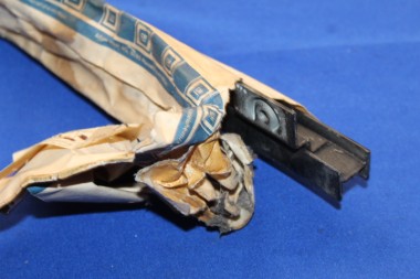 Preview: Führungsschiene Türfenster hinten rechts Rekord E 4-trg Limo