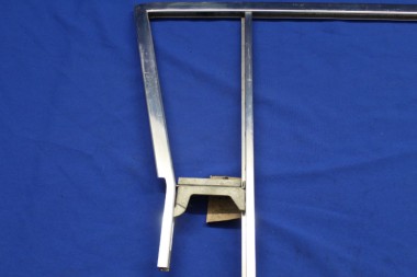 Preview: Chrom-Rahmen Tür- und Drehfenster links, Rekord P1 2-trg