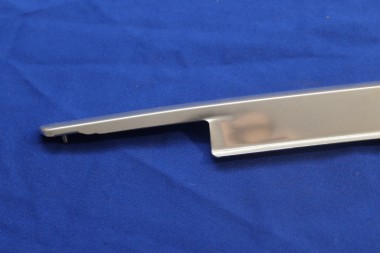 Preview: Chromleiste unter Seitenwandfenster Rekord D Caravan links 3-türig