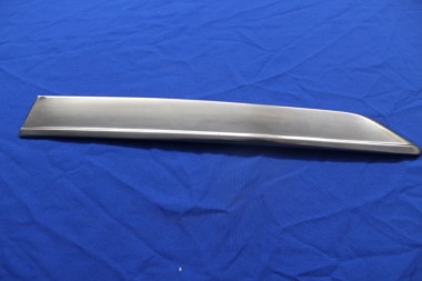 Preview: Chromblende Seitenwand hinten unten rechts Commodore B, Rekord D