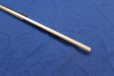 Preview: Chromleiste Türschacht hinten links Rekord D / Commodore B 4-trg Limousine