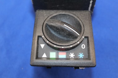 Preview: Drehschalter Lüftung + Klima Rekord E1, Commodore C, 3-polig