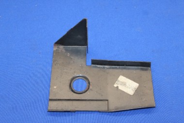 Preview: Abdeckblech Laengstraeger vorne links seitlich Commodore C, Rekord E