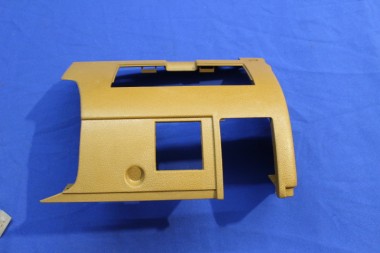 Preview: Armaturenbrett Verkleidung unten links beige Rekord E, Commodore C