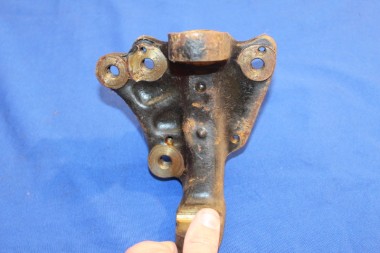 Steering Knuckle right Commodore A/B, Rekord C