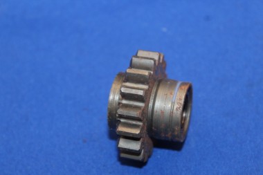 Preview: Rückwärtsgang Zwischenrad 17 Zähne, 4-Gang, 1,2 ab Motor-Nr
