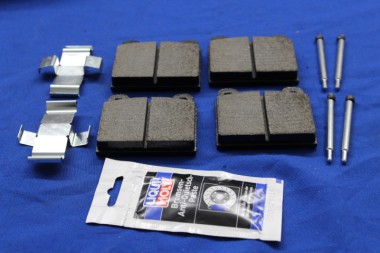 Bremsenkit vorn Admiral / Diplomat B , belüftet