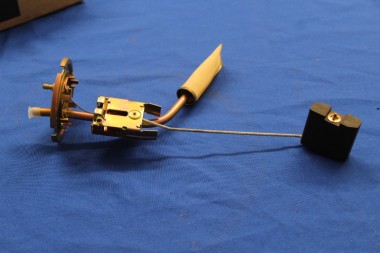 Preview: Tankgeber Rekord E / Commodore C Caravan "Vergaser"