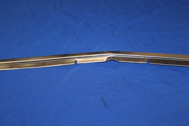 Chromleiste Front oben Manta B