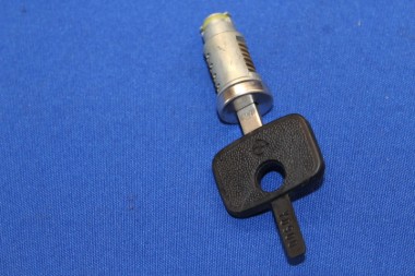 Preview: Schliesszylinder Vordertür Rekord E, Commodore C, Schliessung Y-1-1000