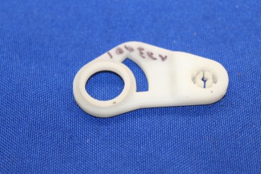 Preview: Betätigungslasche für Schliesszylinder links Ascona/Manta B, Kadett C , geschraubt