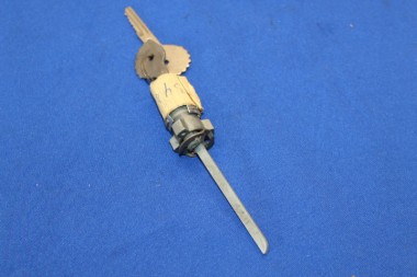 Preview: Schliesszylinder Vordertür Kapitän P 1958-63, Kennung 296