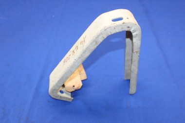 Bumper Mount Blitz 1,9to. front inner left