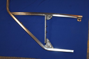 Preview: Chrom-Rahmen Tür- und Drehfenster links Commodore A/Rekord C, 2/3 türig