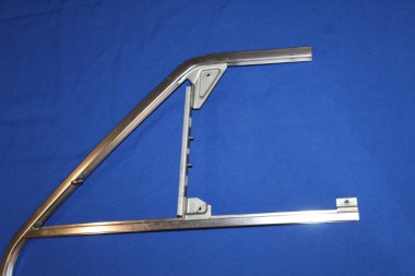 Preview: Chrom-Rahmen Tür- und Drehfenster rechts Commodore A/Rekord C, 2/3 türig