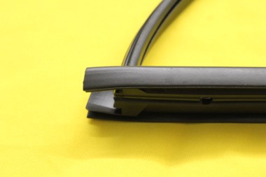 Dichtung kleines Fenster hinten links Kadett E