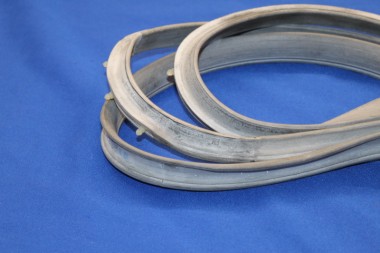 Preview: Türdichtung Rekord E / Commodore C vorn links, 4-trg