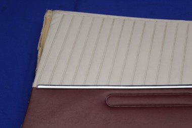 Preview: Türverkleidung Olympia Rekord P2, vorn links, ROT