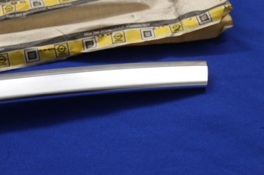 Preview: Chromleiste Türfensterrahmen hinten rechts Rekord E, Commodore C Limousine