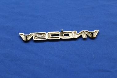 Schriftzug "Ascona" am Kofferdeckel Ascona B